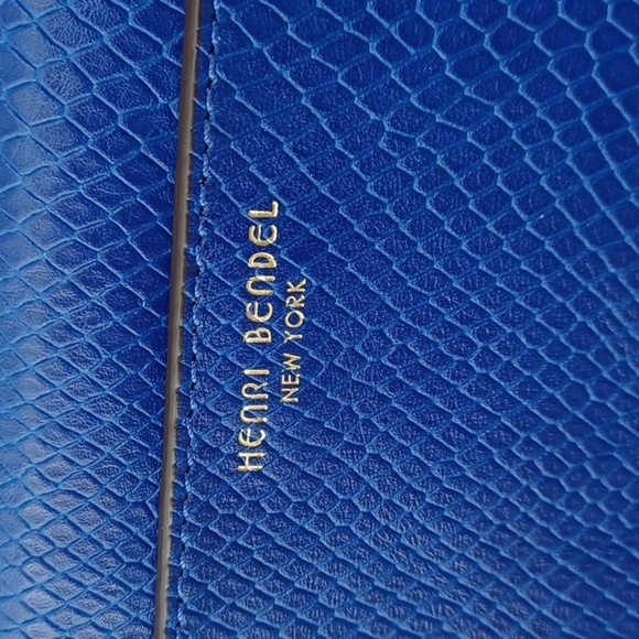 Henri Bendel Debutante Snake Clutch/ Crossbody NWT - Picture 6 of 14